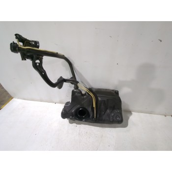 Recambio de deposito combustible para volkswagen polo iv sedán (9n2, 9n4) 1.9 tdi referencia OEM IAM 6N0201075P  