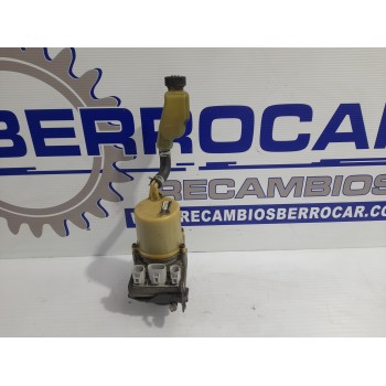 Recambio de bomba direccion para mazda 3 berlina (bk) 1.6 cd diesel cat referencia OEM IAM 995151013  
