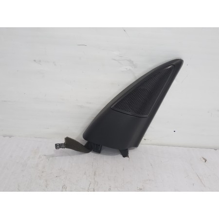 Recambio de altavoz puerta delantera derecha para land rover discovery 4 tdv6 hse referencia OEM IAM AH2217700AC  