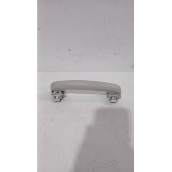 Recambio de asidero techo delantero izquierdo para volkswagen t-roc (a11, d11) 1.6 tdi referencia OEM IAM 2G0857643  