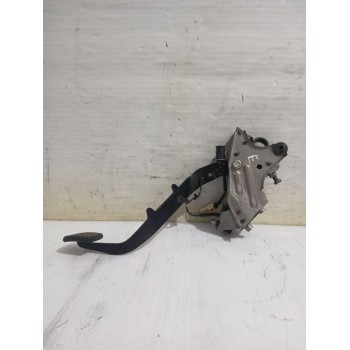 PEDAL EMBRAGUE 313010F070 