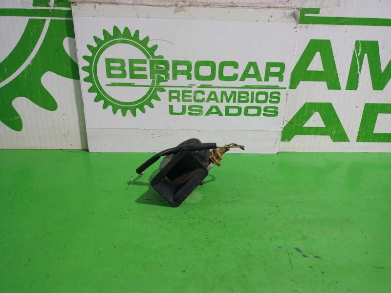 Recambio de claxon para peugeot 206 berlina e-music referencia OEM IAM E200884  