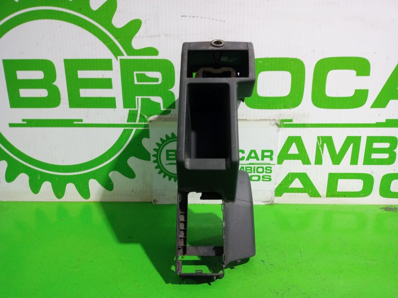 Recambio de consola central para opel vectra c berlina gts referencia OEM IAM 315031203 / 5196401  