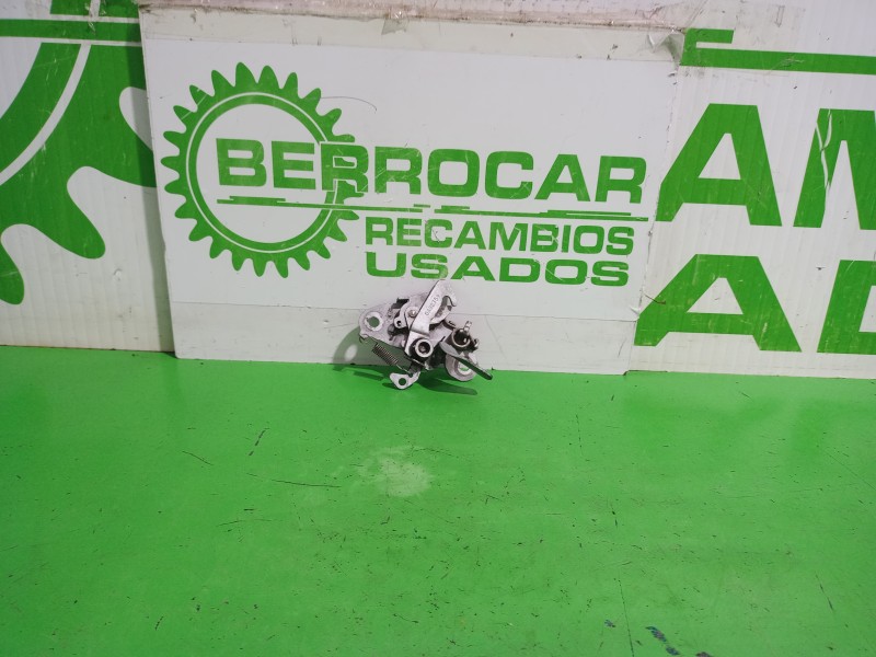 Recambio de cerradura capo para peugeot 206 berlina e-music referencia OEM IAM 793449  
