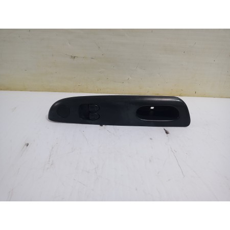 Recambio de mando elevalunas delantero izquierdo para daewoo matiz cd referencia OEM IAM 96563826  