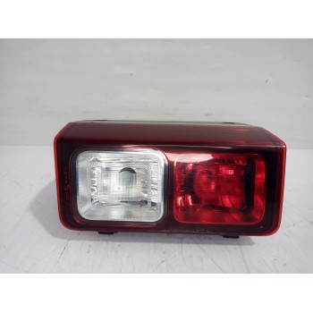 Recambio de piloto trasero antiniebla derecha para renault trafic furgón l1h1 2,7t referencia OEM IAM 265548758R  