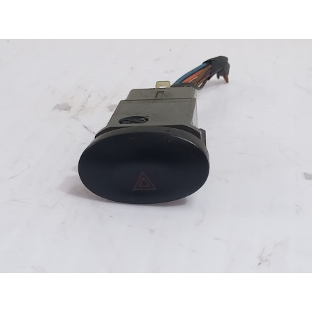 Recambio de warning para daewoo matiz cd referencia OEM IAM 864W0140  