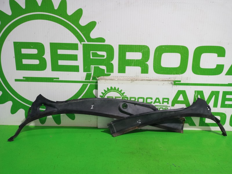 Recambio de torpedo para peugeot 206 berlina e-music referencia OEM IAM 9630607377  