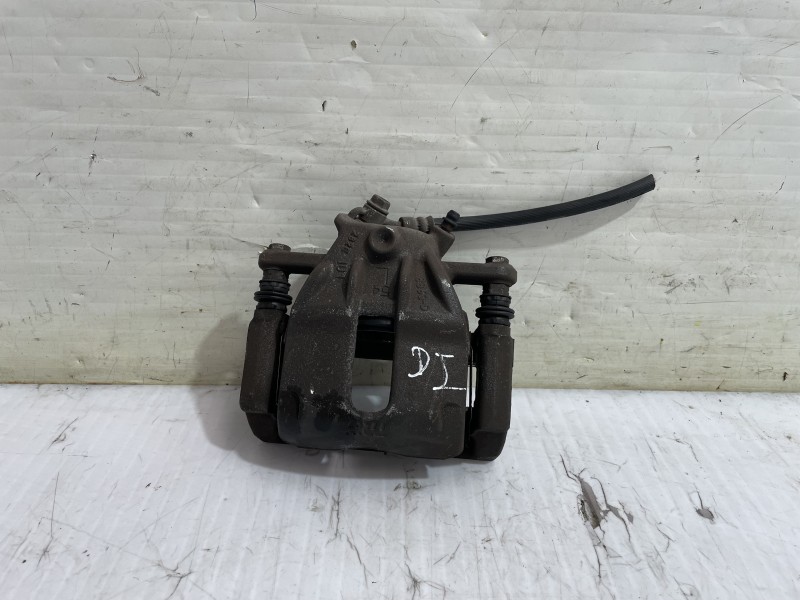 Recambio de pinza de freno delantera izquierda para nissan micra (k12e) sport referencia OEM IAM 41011AX601  