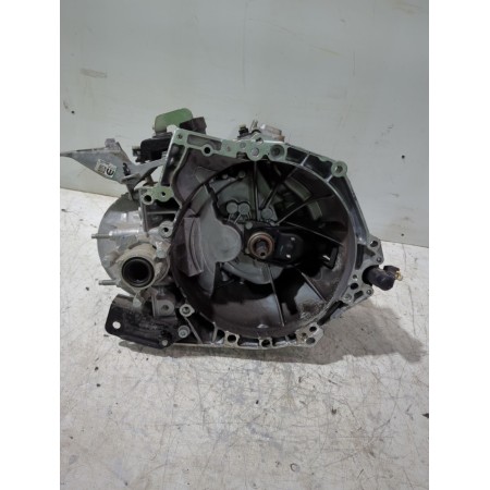 Recambio de caja cambios para peugeot rifter 1.5 bluehdi 100 referencia OEM IAM 9814042680  
