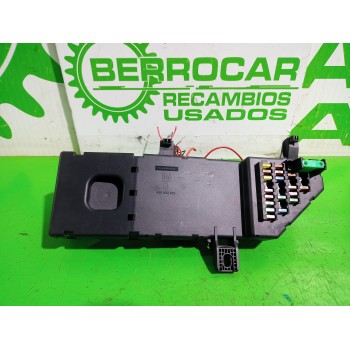Recambio de caja reles / fusibles para opel vectra c berlina gts referencia OEM IAM 13165970  