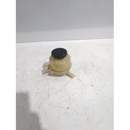 Recambio de deposito servo para kia rio i sedán (dc_) 1.3 referencia OEM IAM 0K30B32690D  