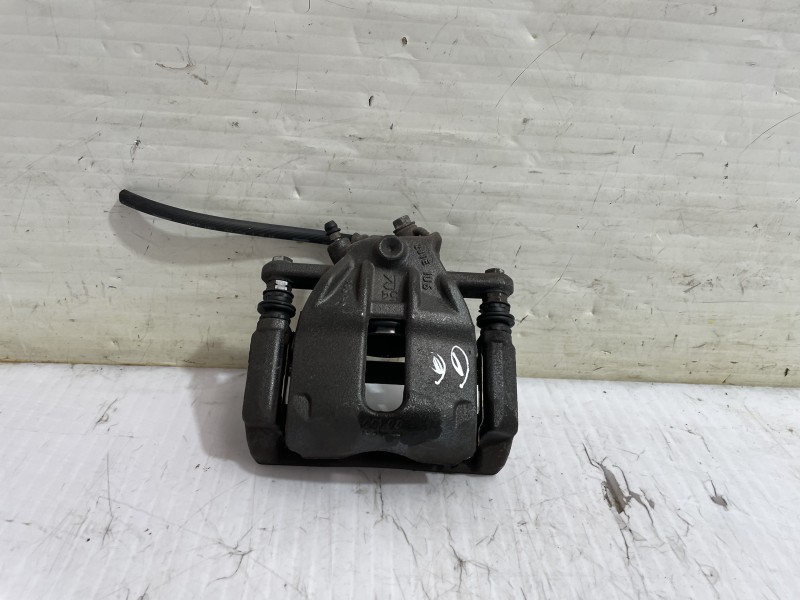 Recambio de pinza de freno delantera derecha para nissan micra (k12e) sport referencia OEM IAM 41001AX601  