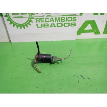 Recambio de bomba limpia para peugeot 206 berlina e-music referencia OEM IAM 643460  