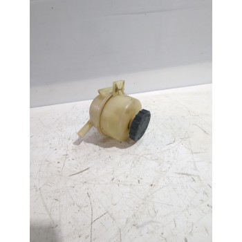 Recambio de deposito servo para kia rio i sedán (dc_) 1.3 referencia OEM IAM 0K30B32690D  