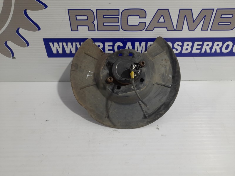 Recambio de mangueta trasera derecha para mazda 3 berlina (bk) 1.6 cd diesel cat referencia OEM IAM 3N612C299  