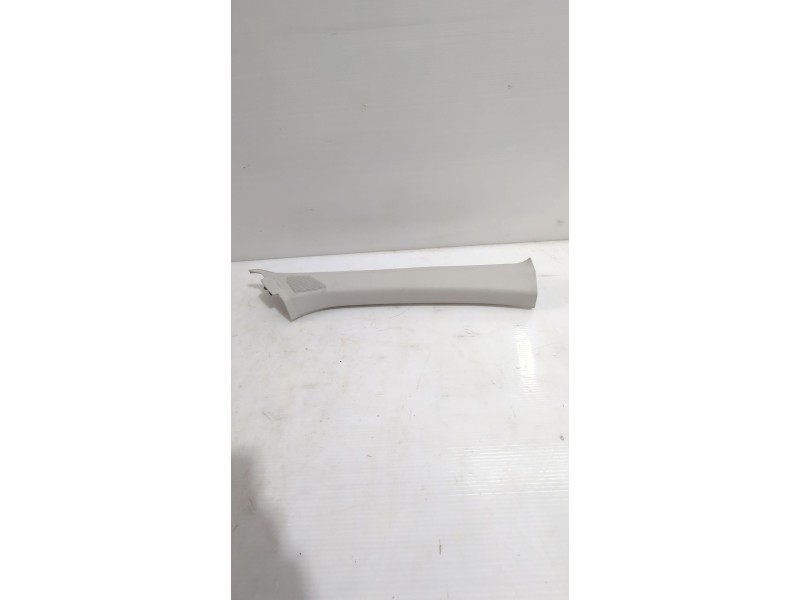 Recambio de moldura izquierda para volkswagen t-roc (a11, d11) 1.6 tdi referencia OEM IAM 2GA867234  