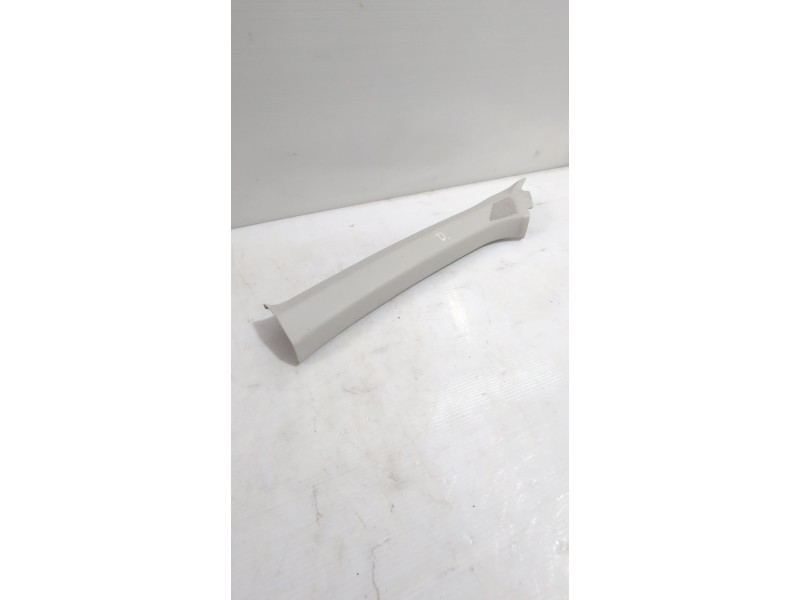 Recambio de moldura derecha para volkswagen t-roc (a11, d11) 1.6 tdi referencia OEM IAM 2GA867233  