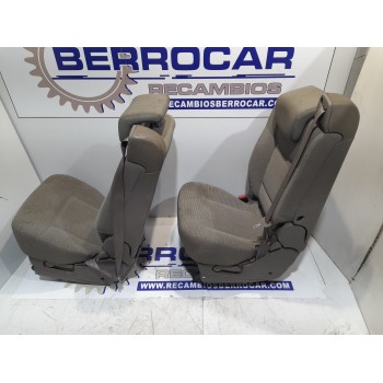 Recambio de asientos traseros para renault scenic ii 1.5 dci diesel referencia OEM IAM 7701052057  