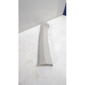 Recambio de moldura derecha para volkswagen t-roc (a11, d11) 1.6 tdi referencia OEM IAM 2GA867233  