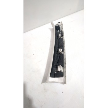 Recambio de moldura derecha para volkswagen t-roc (a11, d11) 1.6 tdi referencia OEM IAM 2GA867233  