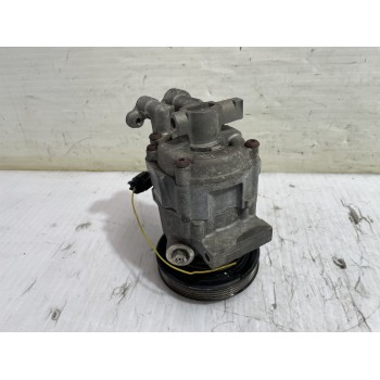 Recambio de compresor aire acondicionado para nissan micra (k12e) sport referencia OEM IAM 92600AX800  