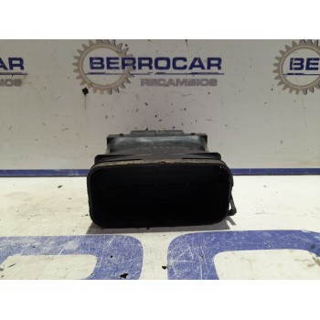 Recambio de aireadores para toyota avensis berlina (t25) 1.8 16v cat referencia OEM IAM BOURBON 8494  