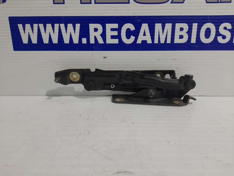 Recambio de bisagras maletro para mazda 3 berlina (bk) 1.6 cd diesel cat referencia OEM IAM BN8V52710C  