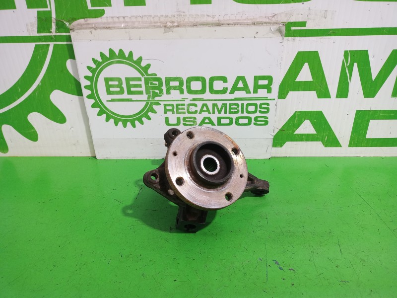 Recambio de mangueta delantera izquierda para peugeot 206 berlina e-music referencia OEM IAM 364652  