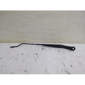 Recambio de brazo limpia delantero derecho para nissan micra (k12e) sport referencia OEM IAM 80008647  