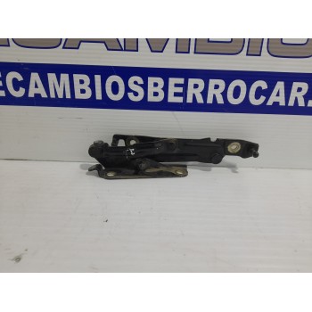 Recambio de bisagras maletro para mazda 3 berlina (bk) 1.6 cd diesel cat referencia OEM IAM BN8V52720C  