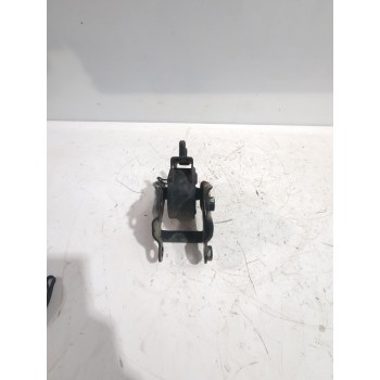 Recambio de soporte motor izquierdo para kia rio i sedán (dc_) 1.3 referencia OEM IAM 21930FD050  