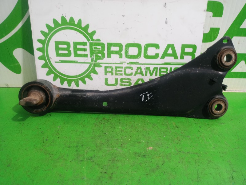 Recambio de brazo suspension trasero izquierdo para toyota auris touring sports (e18) active referencia OEM IAM 4878002061  