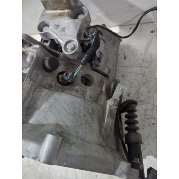 Recambio de caja cambios para peugeot rifter 1.5 bluehdi 100 referencia OEM IAM 9814042680  