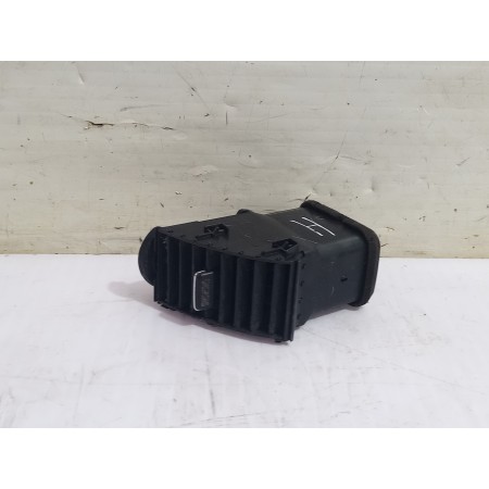 Recambio de rejilla aireadora para toyota prius (nhw20) basis referencia OEM IAM 5506247010  