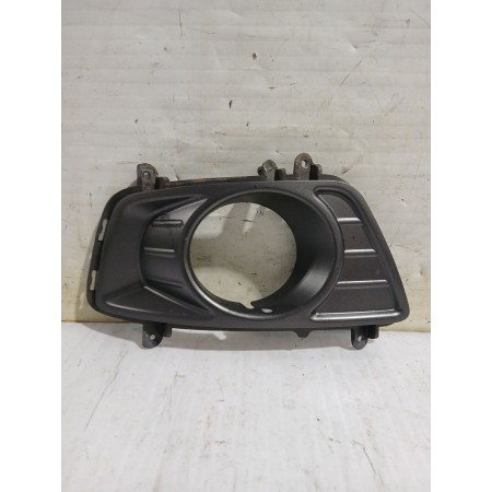 Recambio de rejilla paragolpes izquierda para kia carens iii monospace (un) 2.0 crdi 140 referencia OEM IAM 865151D050  