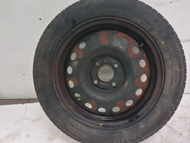 Recambio de llanta para nissan micra (k12e) sport referencia OEM IAM 40300AX707  