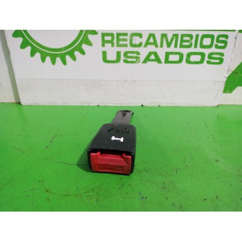Recambio de enganche cinturon delantero izquierdo para peugeot 206 berlina e-music referencia OEM IAM 8973L3  