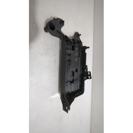 Recambio de soporte bateria para volkswagen t-roc (a11, d11) 1.6 tdi referencia OEM IAM 5Q0915321J  