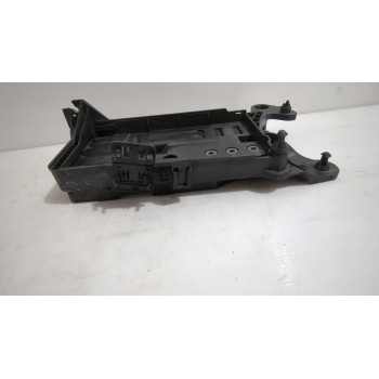 Recambio de soporte bateria para volkswagen t-roc (a11, d11) 1.6 tdi referencia OEM IAM 5Q0915321J  