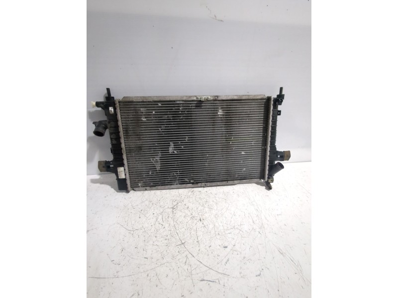 Recambio de radiador agua para opel astra h (a04) 1.7 cdti (l48) referencia OEM IAM 734380  
