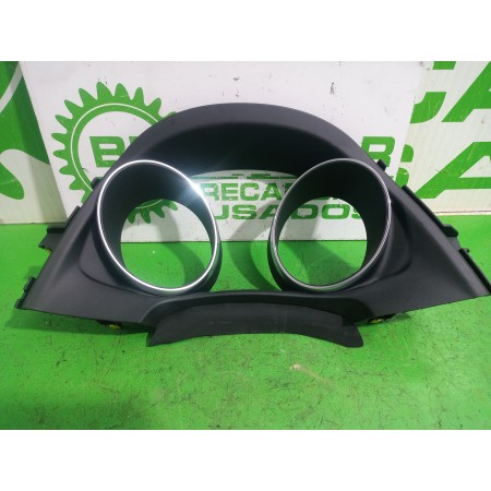 Recambio de moldura para toyota auris touring sports (e18) active referencia OEM IAM 5543502510 / 5541002440  