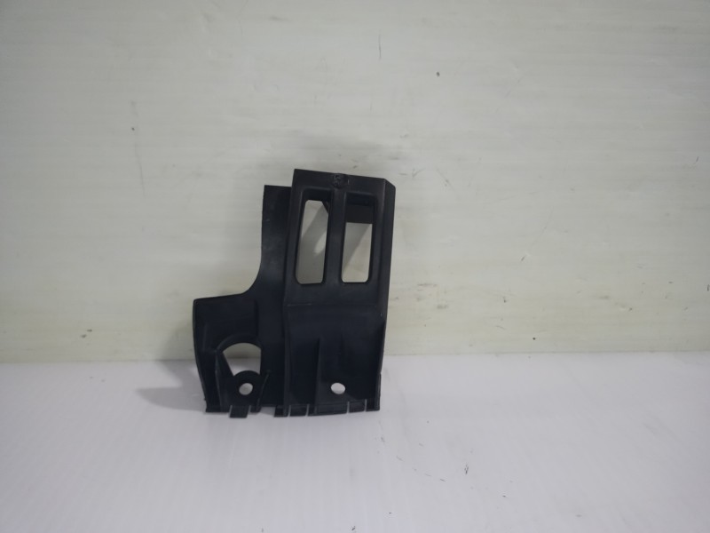 Recambio de soporte paragolpes trasero para citroën c4 grand picasso avatar referencia OEM IAM 9654500680  