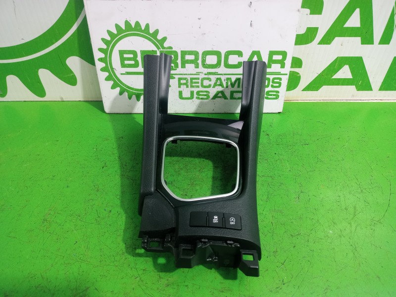 Recambio de guarnecidos palanca cambio para toyota auris touring sports (e18) active referencia OEM IAM 5882102520  