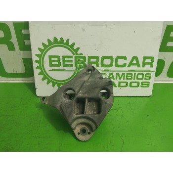 Recambio de soporte motor para renault clio ii fase ii (b/cb0) 1.5 dci diesel referencia OEM IAM 101849  