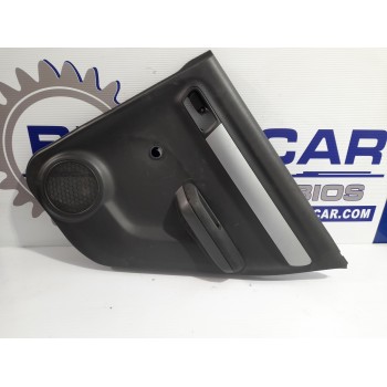 GUARNECIDO PUERTA TRASERA DERECHA 8373162J0 