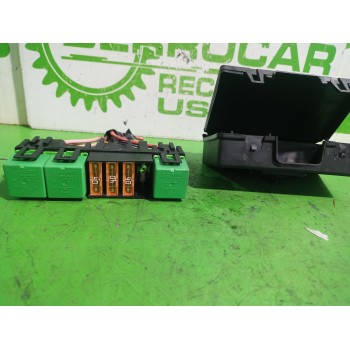 Recambio de caja reles / fusibles para citroën c3 1.4 hdi sx referencia OEM IAM 9632229480  