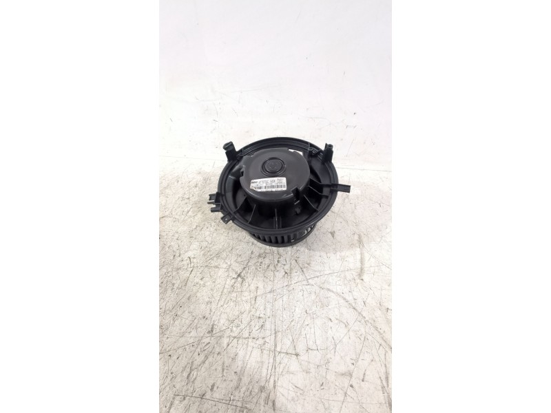 Recambio de motor calefaccion para volkswagen t-roc (a11, d11) 1.6 tdi referencia OEM IAM 5Q1819021H  