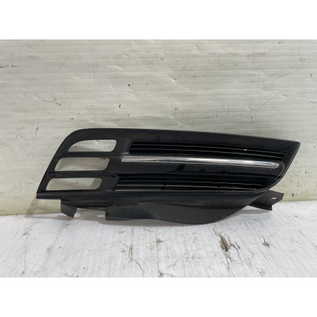 Recambio de rejilla paragolpes izquierda para nissan micra (k12e) sport referencia OEM IAM 62330AX600  