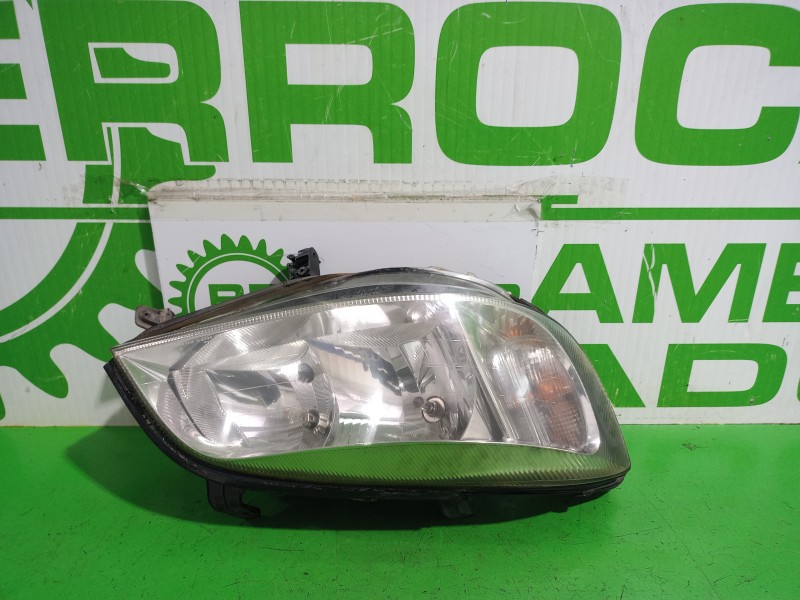 Recambio de faro derecho para opel zafira a elegance referencia OEM IAM 89100055  